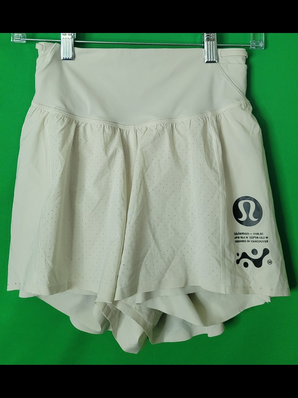 lululemon Nulux Road to Trail High-Rise Short Sz 4 Athletic Bone 4" Rise Running